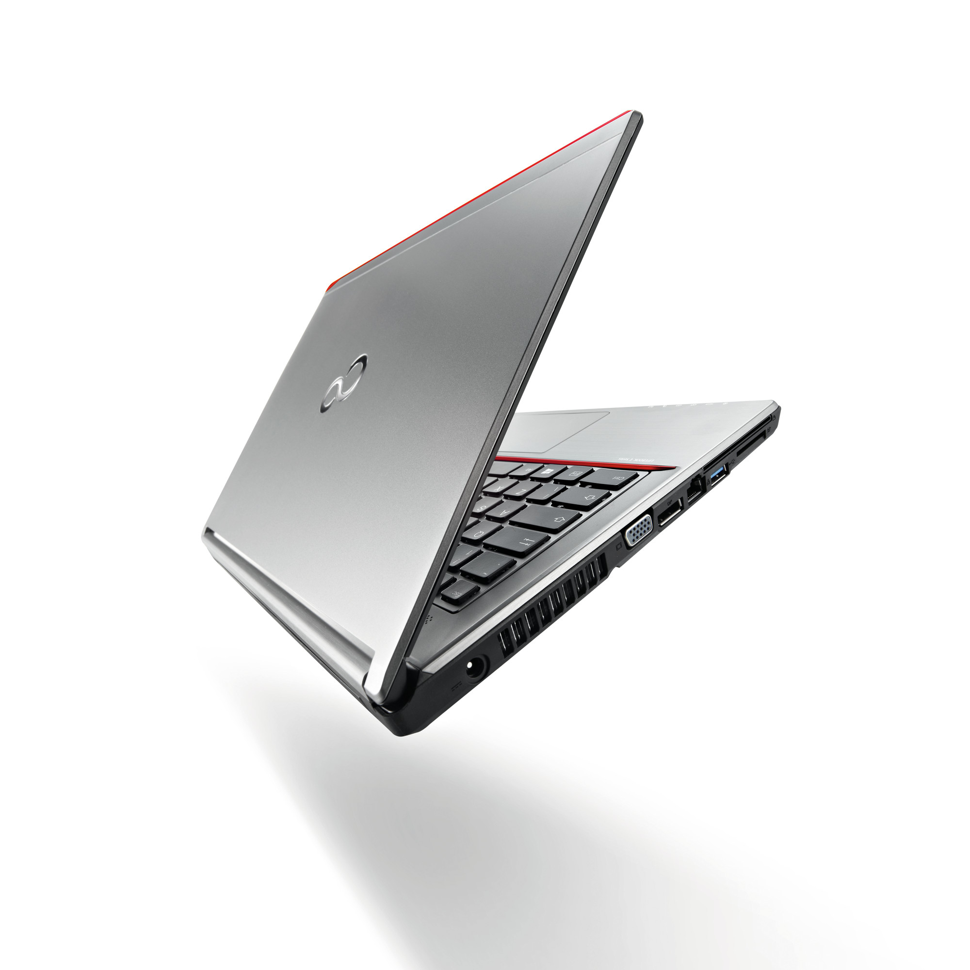 Laptop Outlet Fujitsu E744